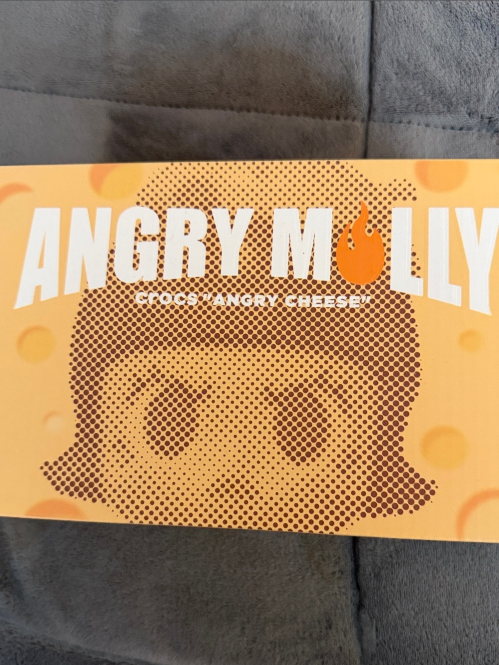 CROCS Angry Molly 'Angry Cheese' Yellow & Brown. 
Sealed box - Picture 3 of 6